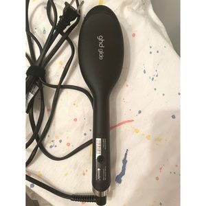 GHD Glide Smoothing Hot Brush